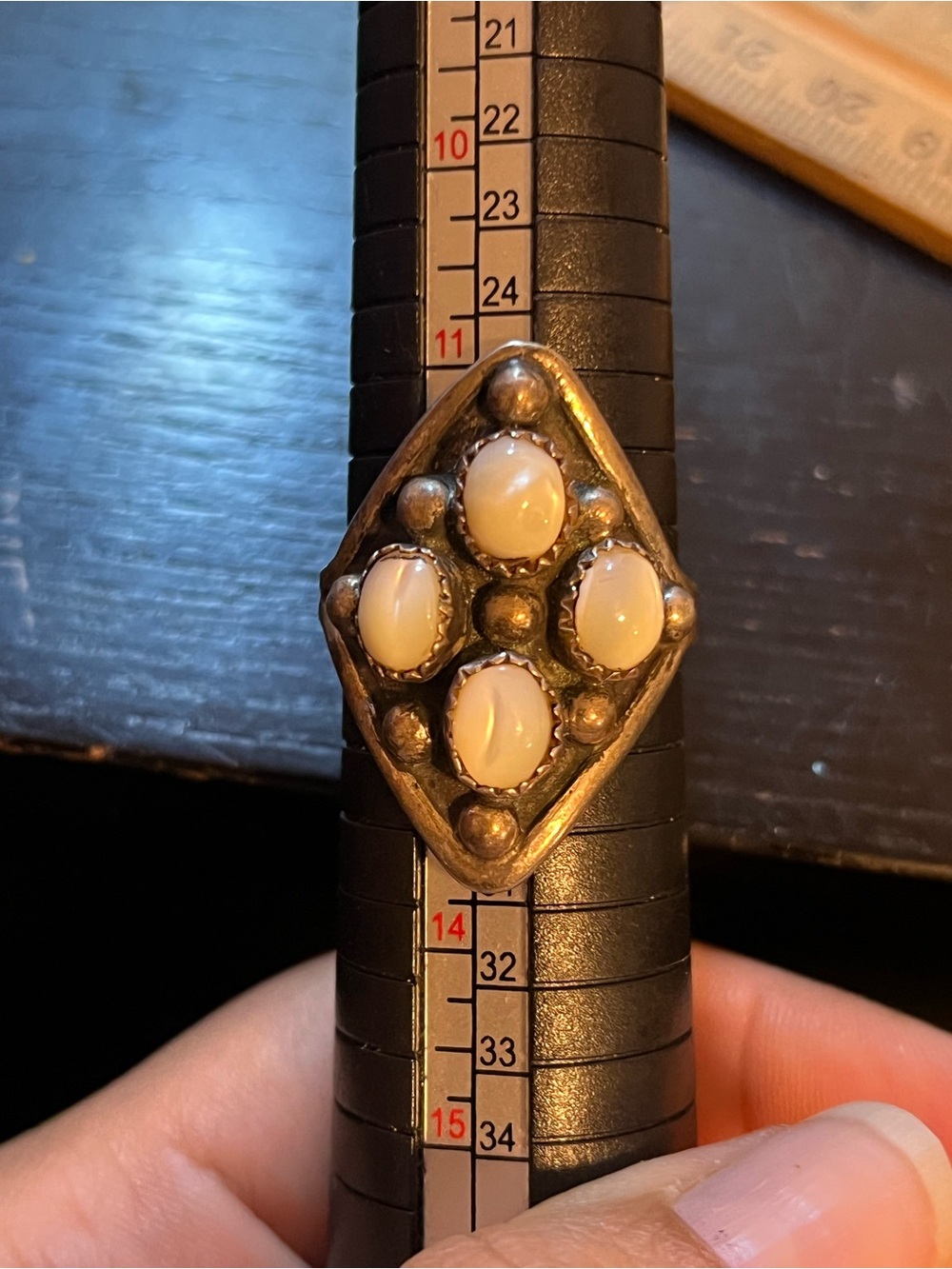 VTG mother of pearl Sterling silver ringing